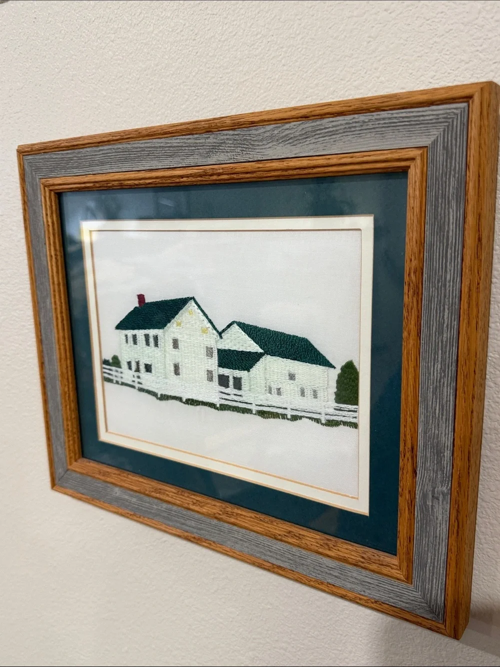 Vtg Needlepoint Embroidered White Farmhouse Crewel Barn wood Frame Wall Hanging